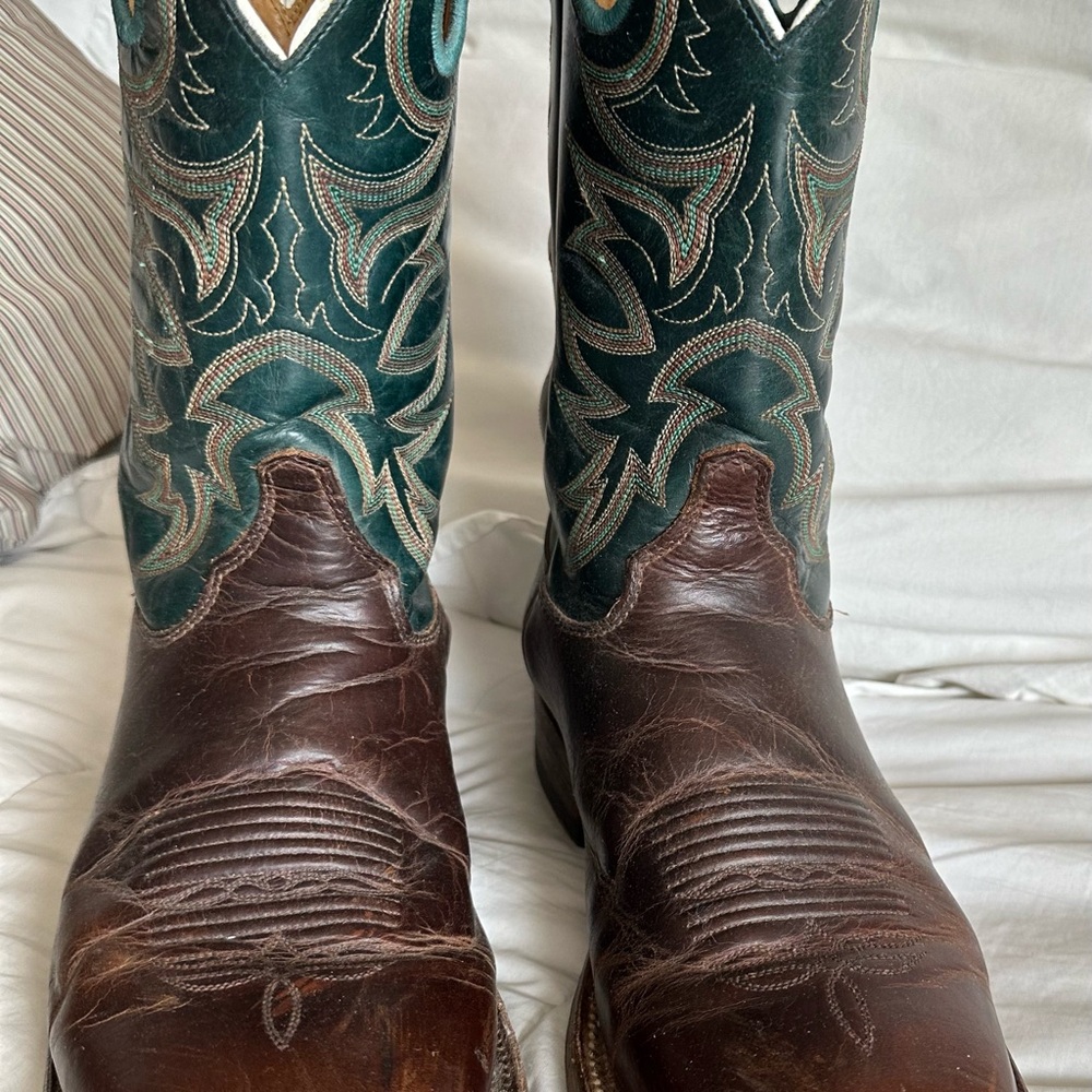 Justin Green and Brown Austin cowboy boots men’s 8D (equals 9 1/2 women’s)